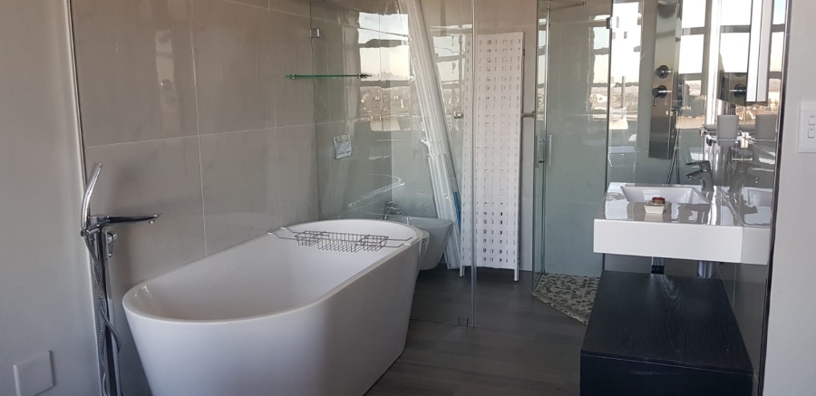 To Let 3 Bedroom Property for Rent in Table View Western Cape